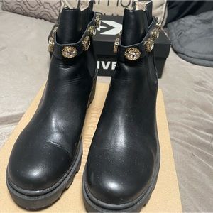 Steve Madden Black Leather Amulet Bootie